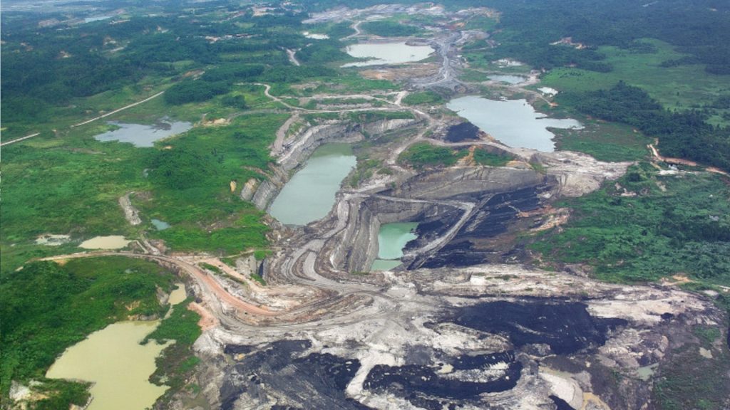Minen auf Borneo Luftaufnahme